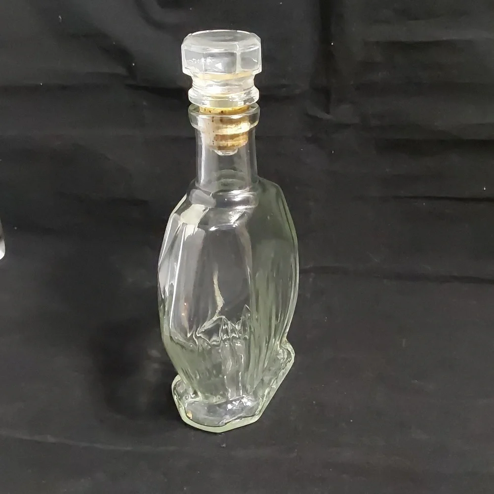 Clear WINE  FEDERAL  BIRDS DECANTER/ BOTTLE  7-04-41 -69-68‎